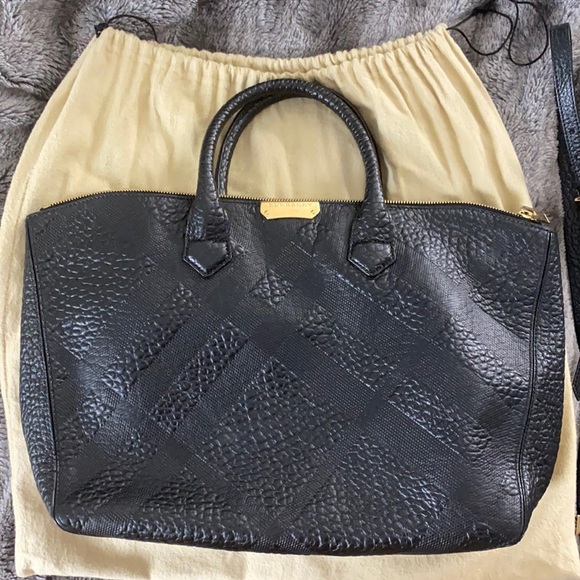 Burberry Dewsburry embossed grained checked bag - Picture 1 of 12